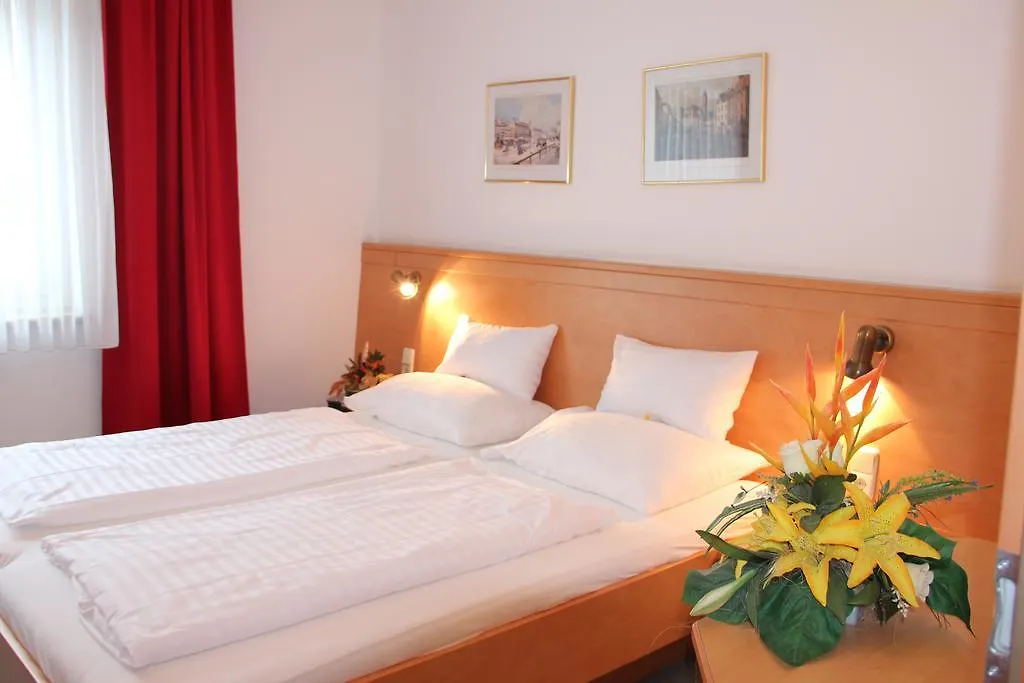 ***  Hotel Lenas Vienna Austria