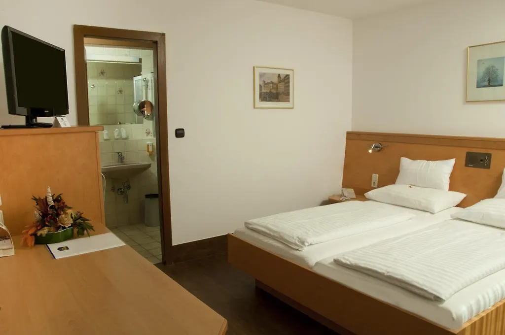 ***  Hotel Lenas Vienna Austria