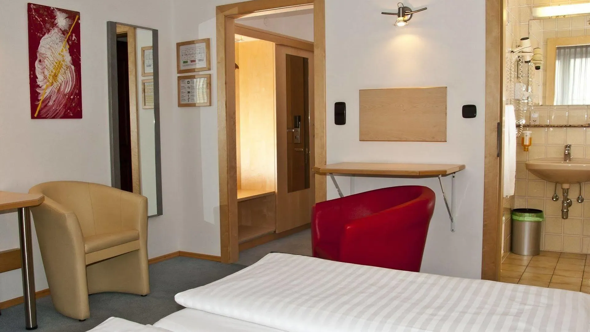 Hotel Lenas Vienna 3*,  Austria